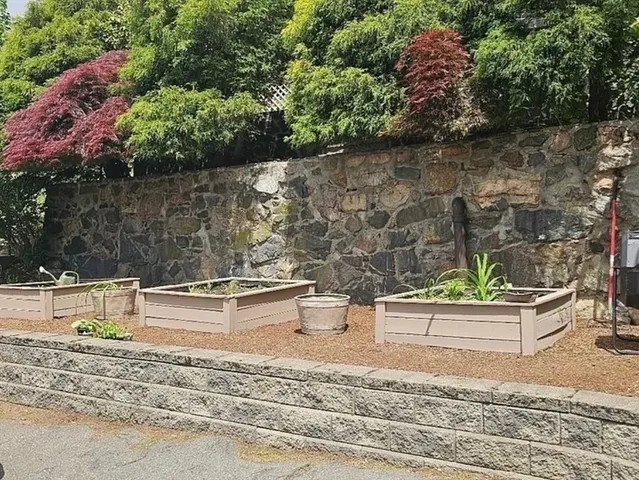 $3,200 | 23 Ingalls Terrace, Unit 2, Swampscott, MA 01907