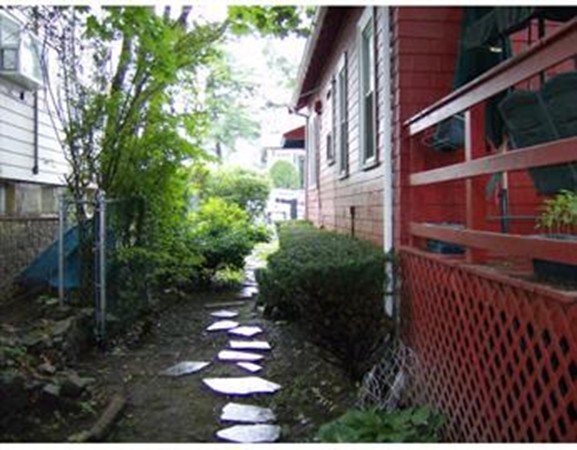 28 Stow Road Boston, MA 02126 - Photo 5 of 5 Gallery Image 5