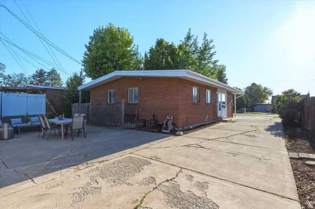 502 North Main Street Bountiful, UT 84010 - Photo 29 of 37 Extra parking or relaxing