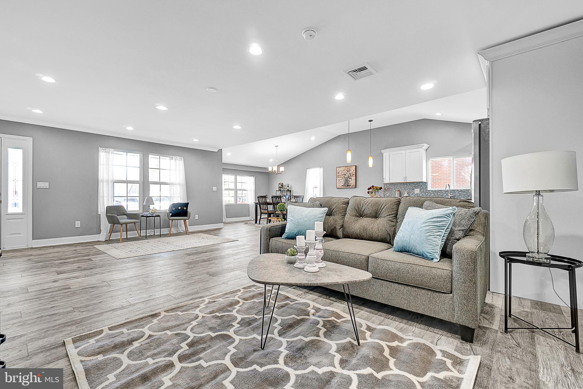 8 Old Pond Road Levittown, PA 19057 - Photo 4 of 39