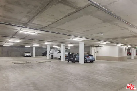 $1,799,000 | 1705 Ocean Avenue, Unit 209, Santa Monica, CA 90401