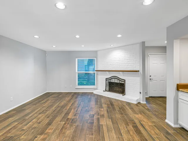 $2,490 | 2568 Bering Drive, Houston, TX 77057