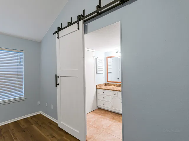 $2,490 | 2568 Bering Drive, Houston, TX 77057