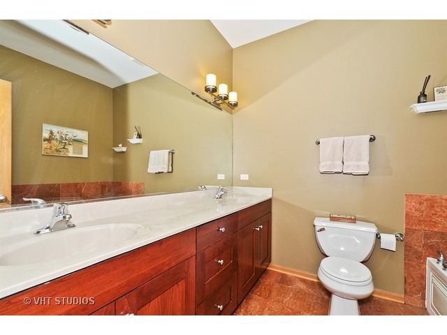 119 North Mozart Street, Unit 3 Chicago, IL 60612 - Photo 7 of 10