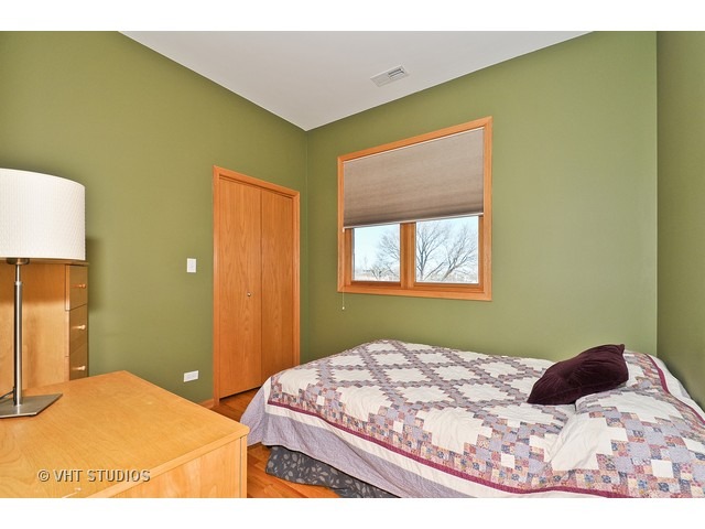 119 North Mozart Street, Unit 3 Chicago, IL 60612 - Photo 8 of 10