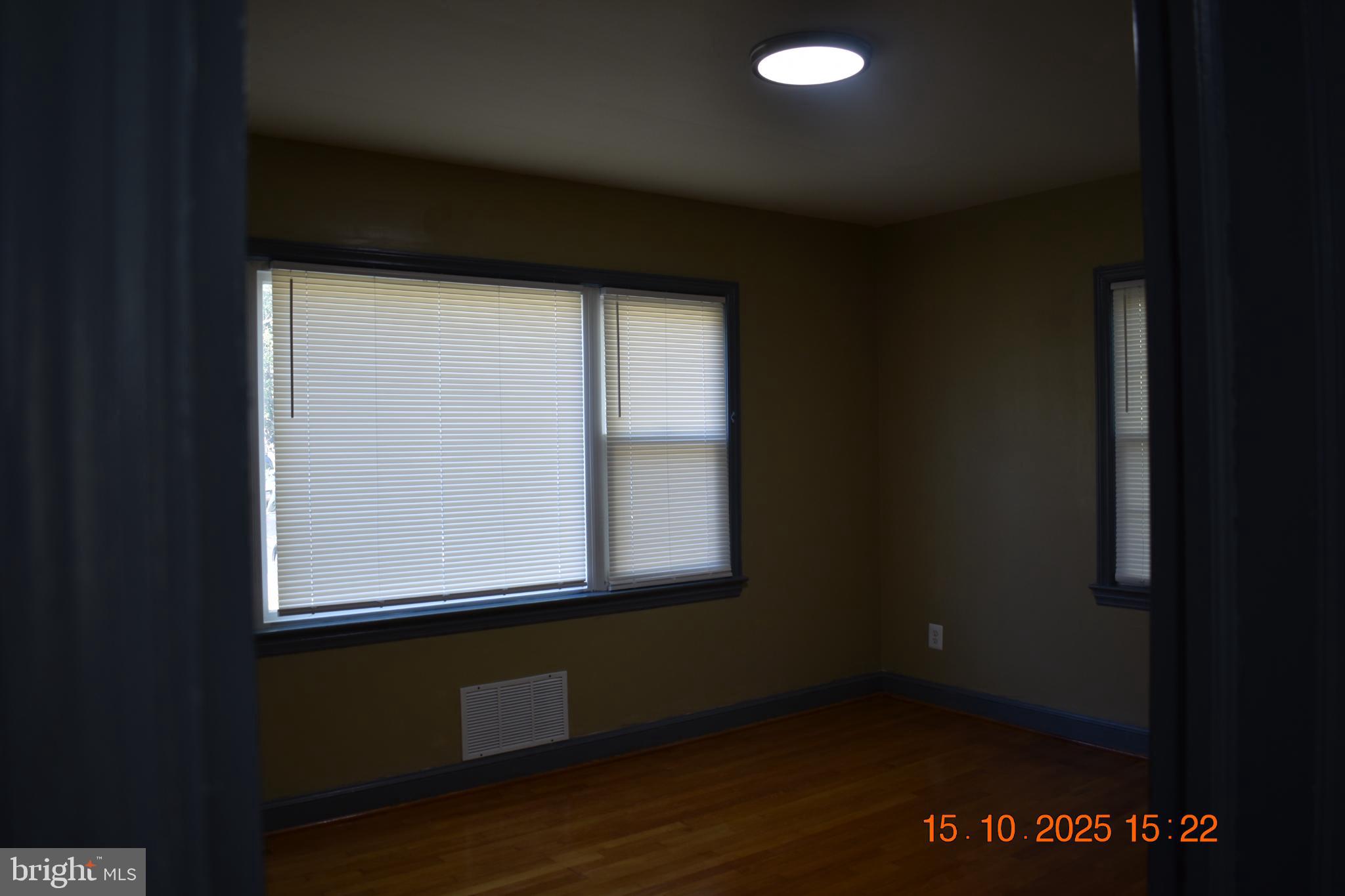 3425 Rutgers Street Hyattsville, MD 20783 - Photo 10 of 10 Bright and inviting room with natural light.