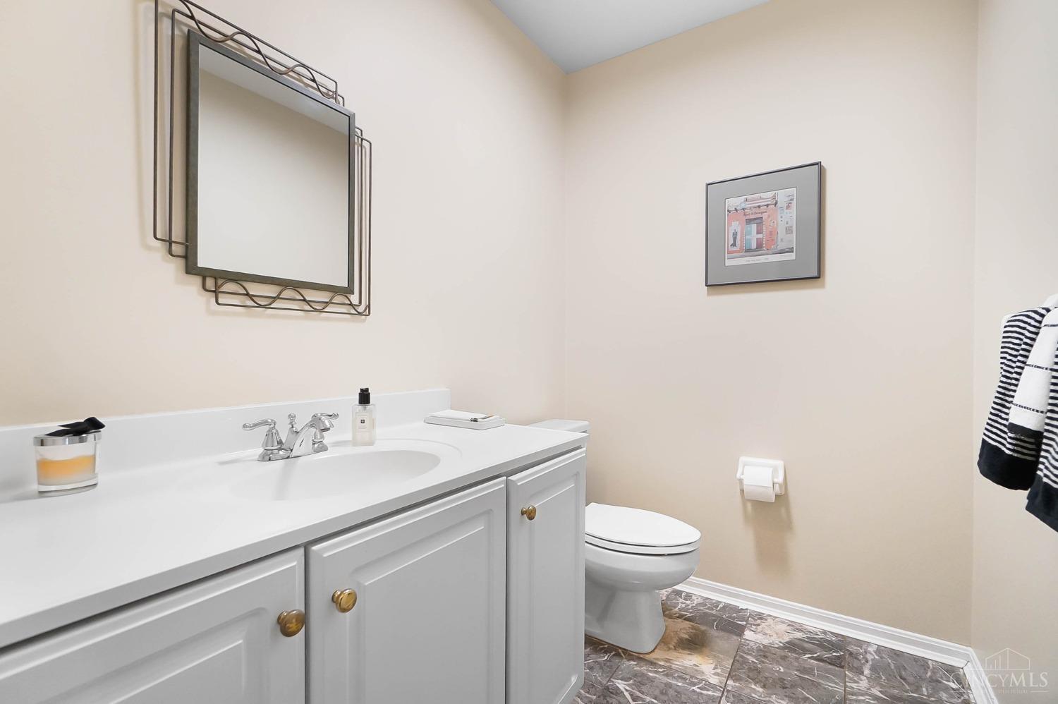 1023 Eversole Road Cincinnati, OH 45230 - Photo 34 of 92