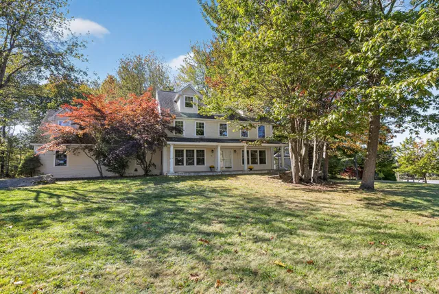 $999,500 | 96 Crestview Drive, South Portland, ME 04106