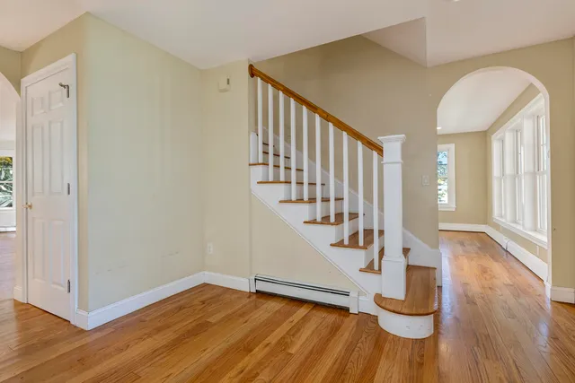 $999,500 | 96 Crestview Drive, South Portland, ME 04106