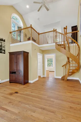 $999,500 | 96 Crestview Drive, South Portland, ME 04106