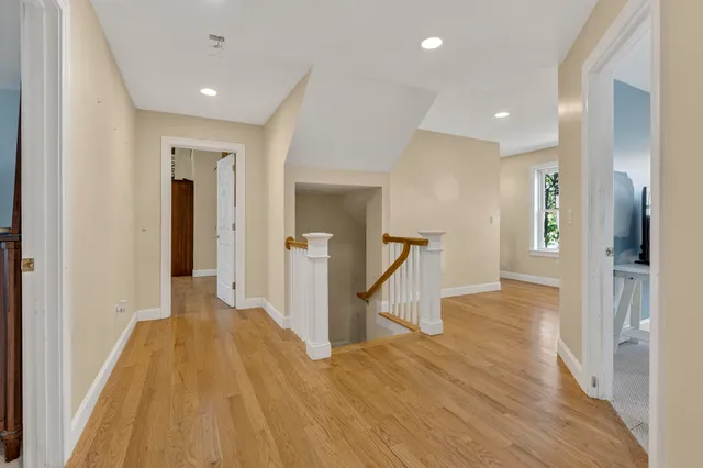 $999,500 | 96 Crestview Drive, South Portland, ME 04106