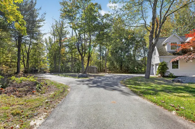 $999,500 | 96 Crestview Drive, South Portland, ME 04106