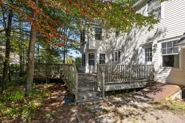 $999,500 | 96 Crestview Drive, South Portland, ME 04106