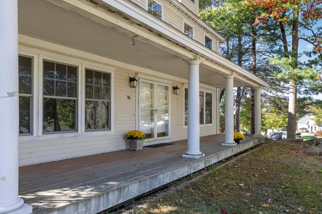 $999,500 | 96 Crestview Drive, South Portland, ME 04106