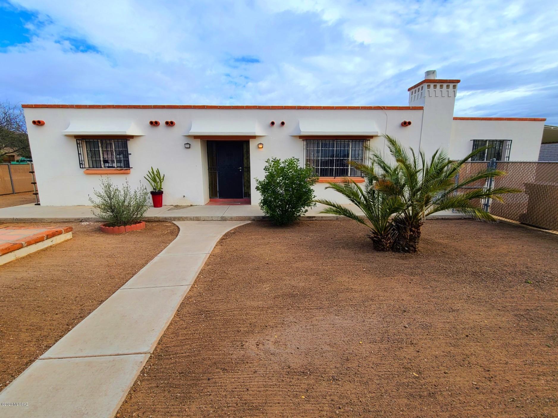 2642 West Capistrano Road Tucson, AZ 85746 - Photo 1 of 23 Gallery Image 1