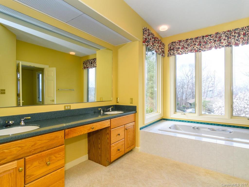 2000 Azalea Ridge Road Hendersonville, NC 28739 - Photo 22 of 24 Gallery Image 22