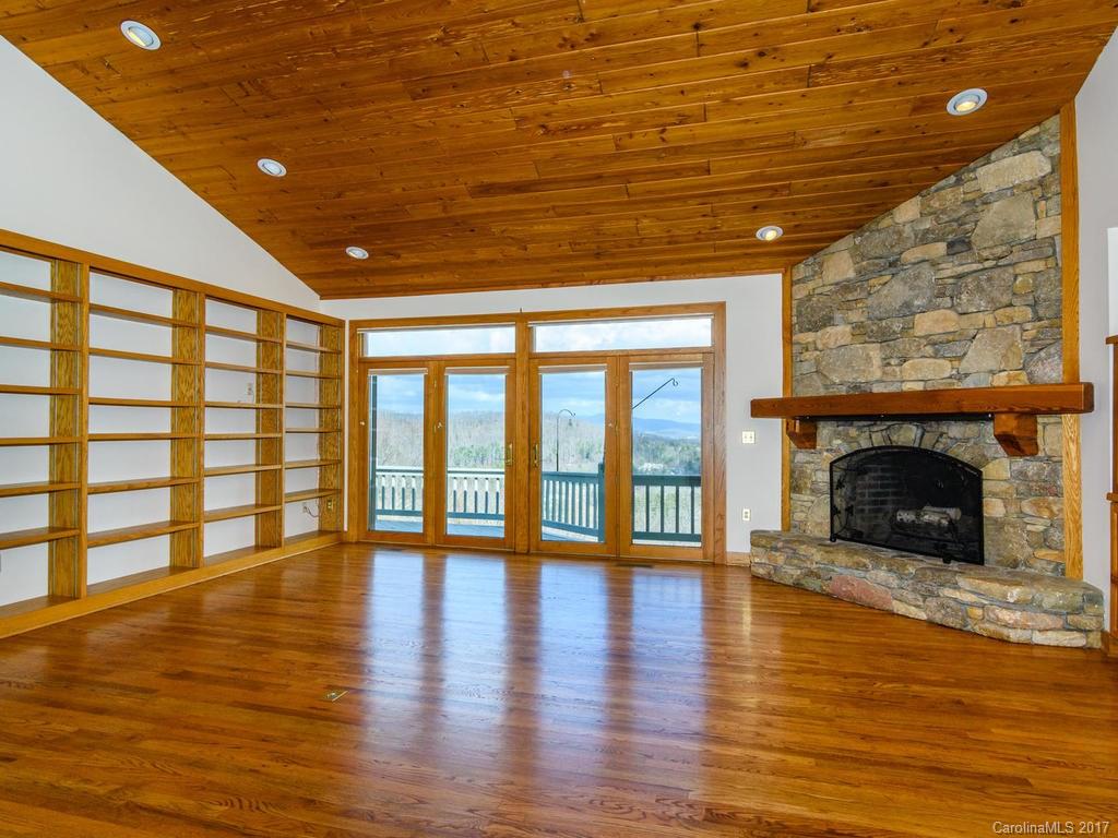 2000 Azalea Ridge Road Hendersonville, NC 28739 - Photo 9 of 24 Gallery Image 9