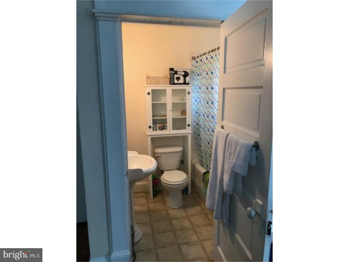 600 South 48th Street, Unit 1F Philadelphia, PA 19143 - Photo 9 of 49 Bathroom