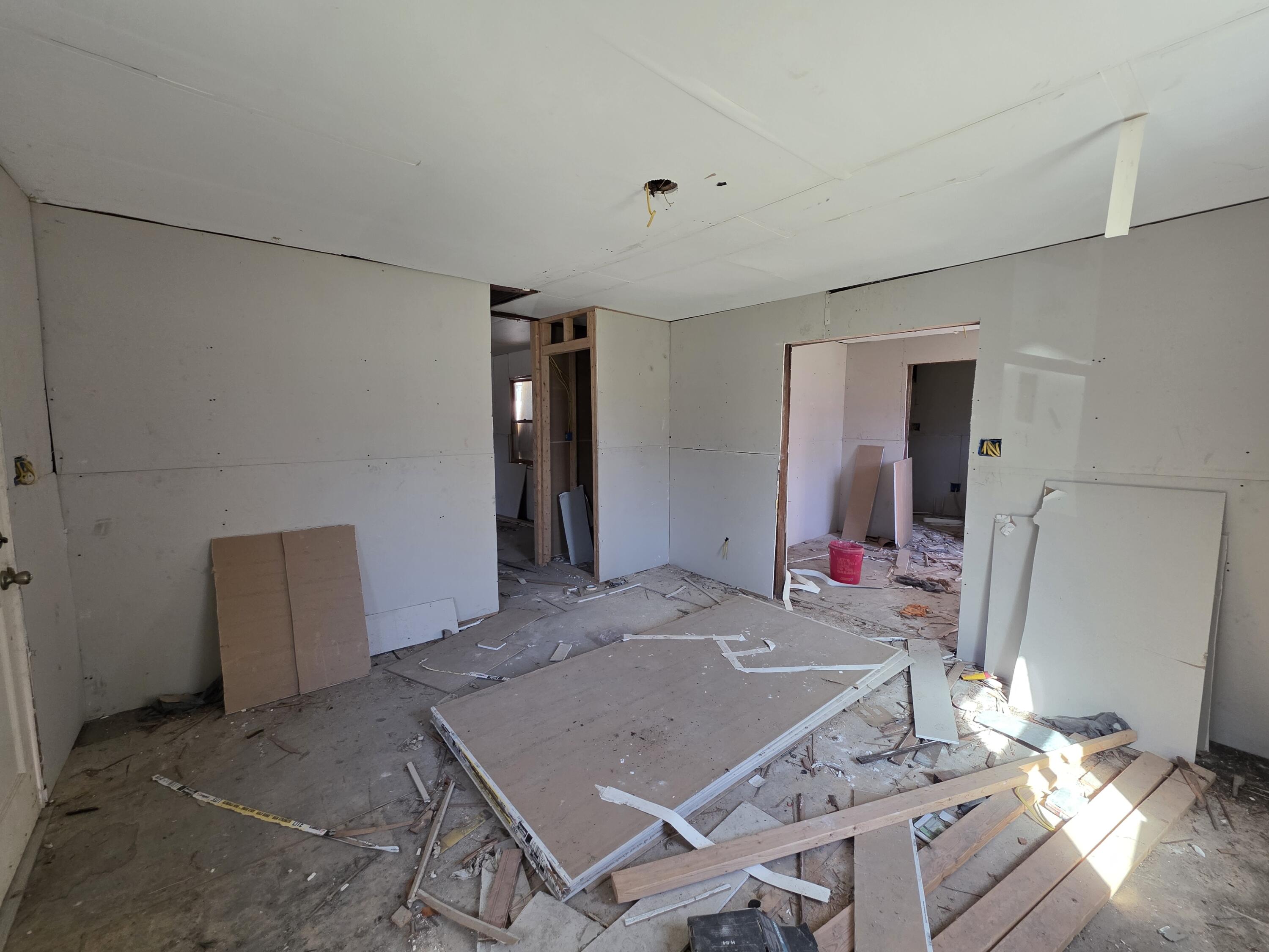 668 Maple Street Orangeburg, SC 29115 - Photo 8 of 18 20251031_132305