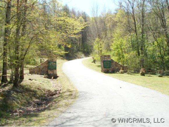 92-94 Grace Ridge Road Bakersville, NC 28705 - Photo 1 of 13 Gallery Image 1