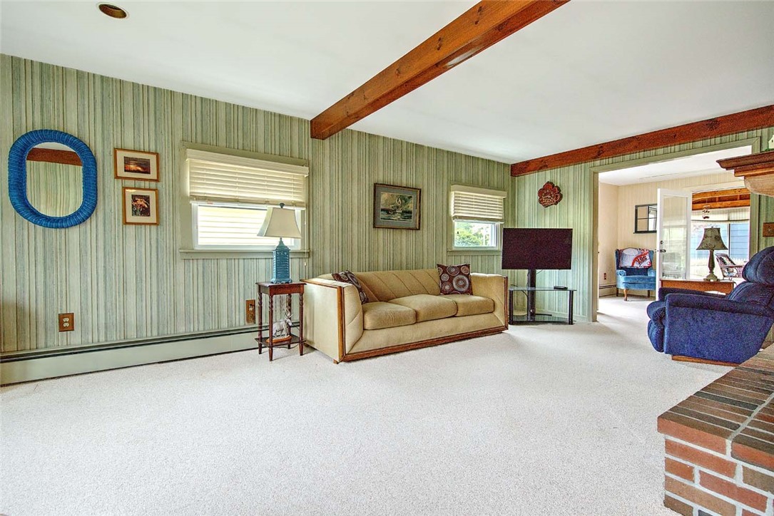120 Grange Avenue Woonsocket, RI 02895 - Photo 17 of 50 Living room