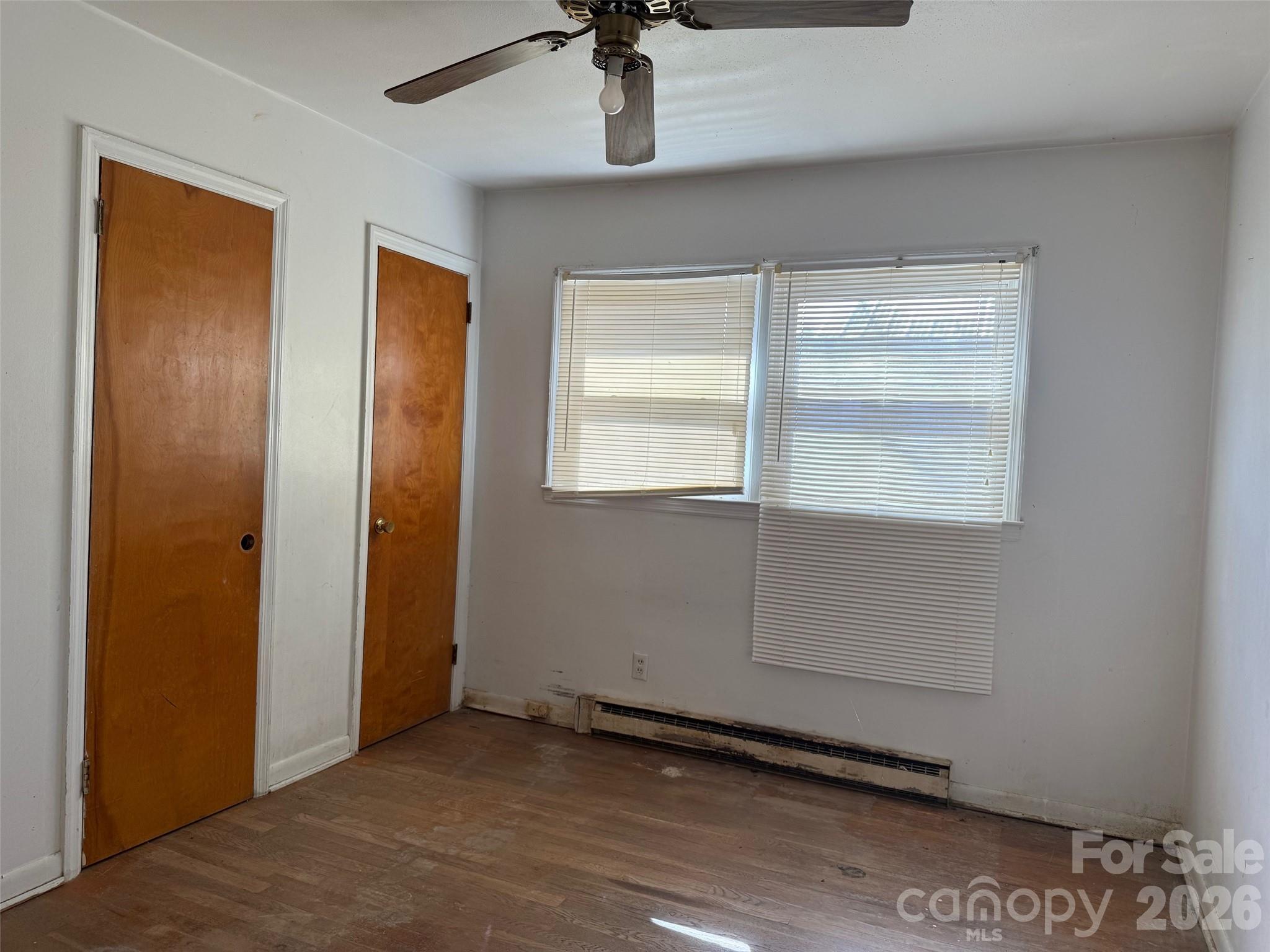 427 Clinton Avenue Lancaster, SC 29720 - Photo 5 of 7 a view of an empty room with a window