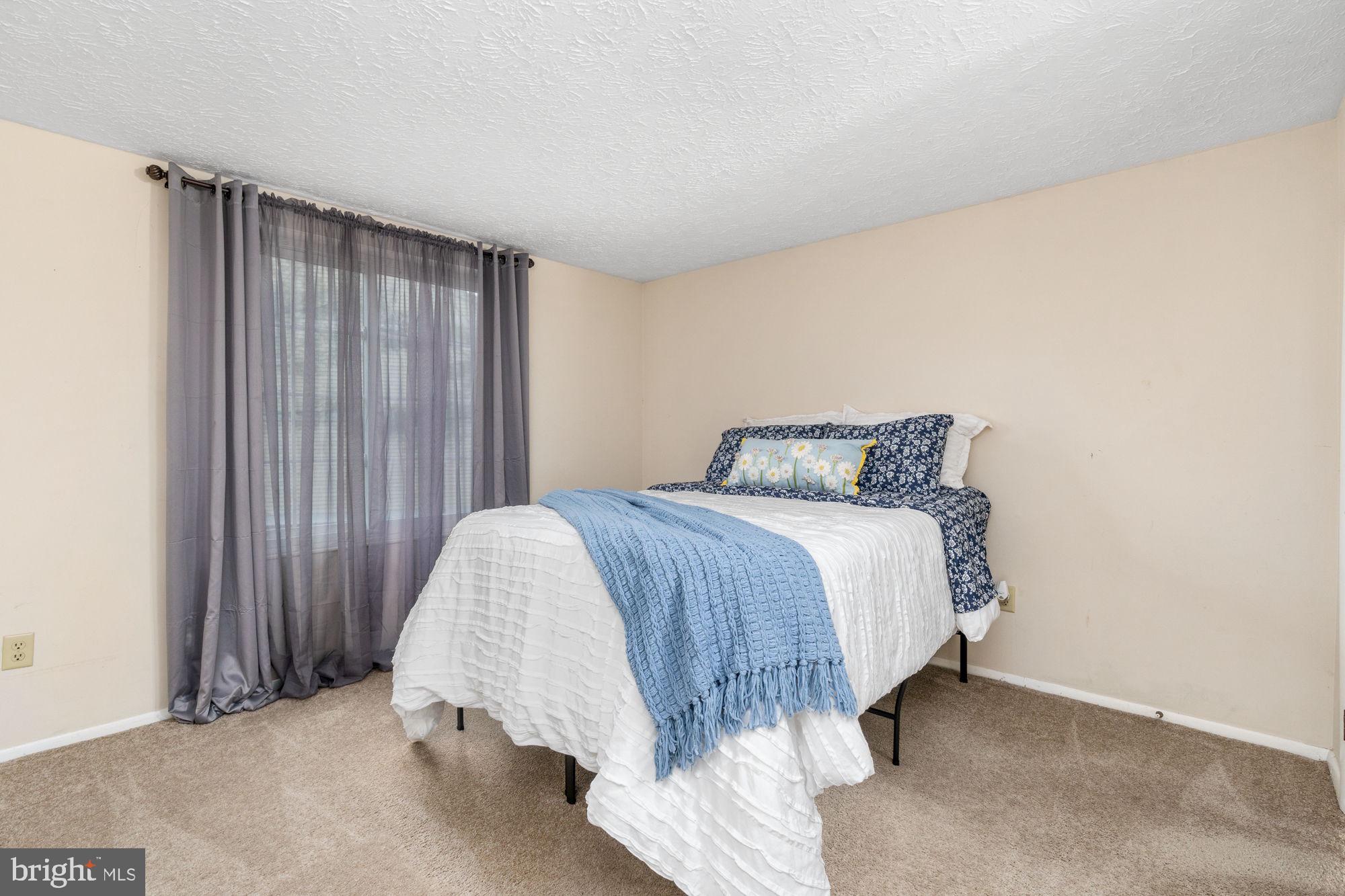 4420 Groombridge Way, Unit 4420E Alexandria, VA 22309 - Photo 25 of 39 2 large & beautiful, side by side, sliding windows