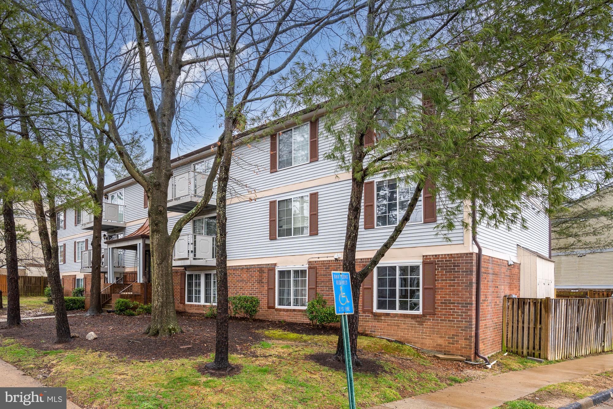 4420 Groombridge Way, Unit 4420E Alexandria, VA 22309 - Photo 32 of 39