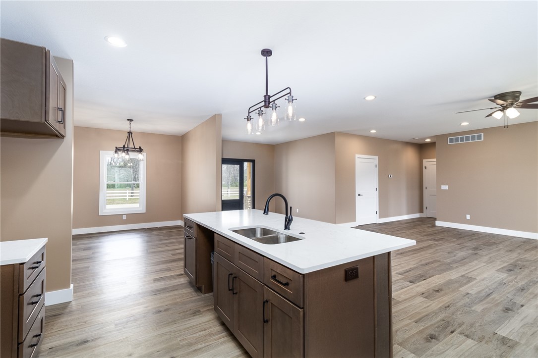 13147 Country Club Road Effingham, IL 62401 - Photo 6 of 32