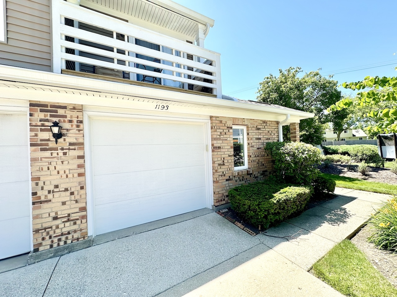 1193 Ranchview Court Buffalo Grove, IL 60089 - Photo 1 of 19