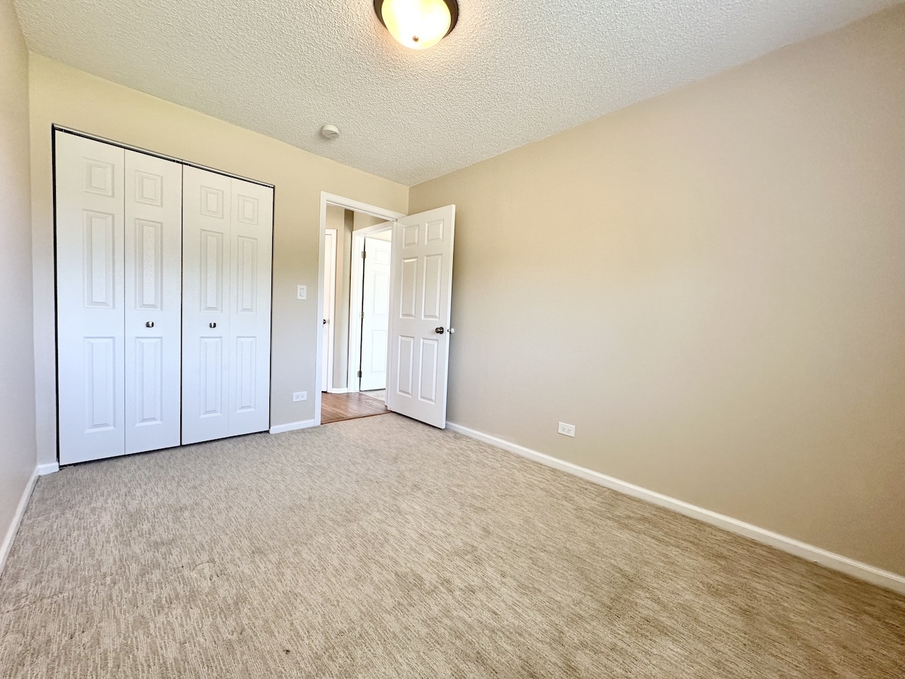 1193 Ranchview Court Buffalo Grove, IL 60089 - Photo 15 of 19 a view of an empty room