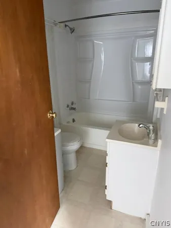 $1,250 | 173 Ely Street, Watertown, NY 13601