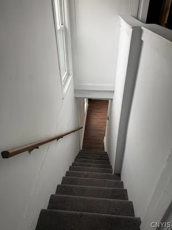 $1,250 | 173 Ely Street, Watertown, NY 13601