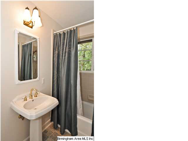 951 Rockford Road Birmingham, AL 35222 - Photo 28 of 31
