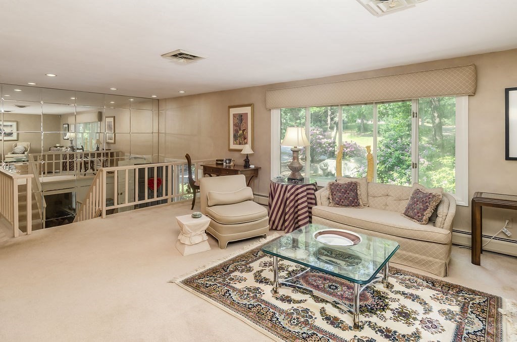 58 Bishop Road Sharon, MA 02067 - Photo 3 of 41 Gallery Image 3