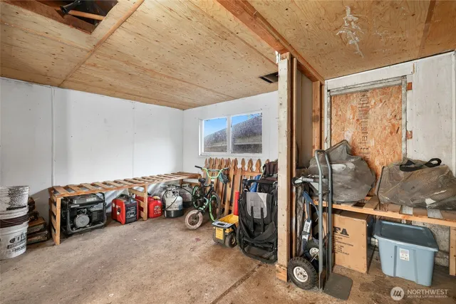 a view of a storage & utility room