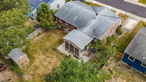 $399,999 | 16 West Cedar Avenue, Somers Point, NJ 08244