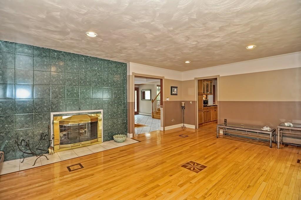 38 Johnson Road Sutton, MA 01590 - Photo 18 of 42 a view of a livingroom with furniture