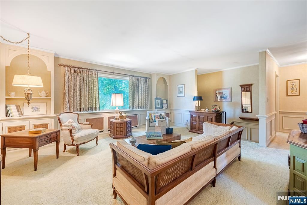 156 Cedar Avenue Hackensack, NJ 07601 - Photo 17 of 29