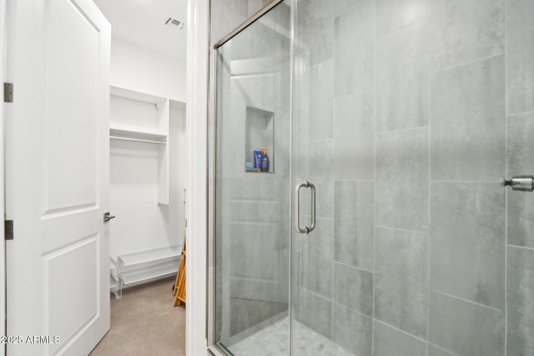 5250 East Deer Valley Drive, Unit 247 Phoenix, AZ 85054 - Photo 24 of 56 a bathroom with a shower