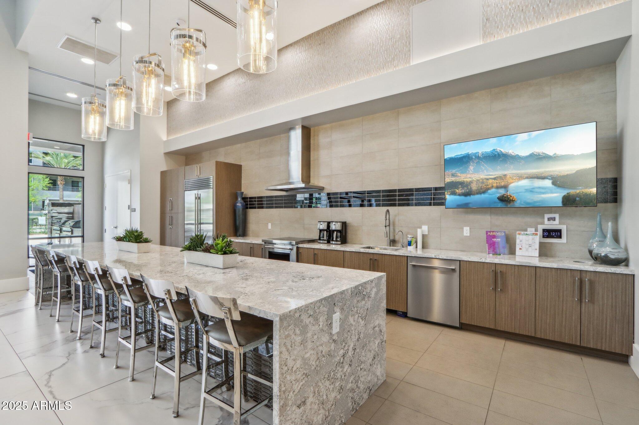 5250 East Deer Valley Drive, Unit 247 Phoenix, AZ 85054 - Photo 32 of 56 43-web-or-mls-E Deer Valley Dr-3105-906