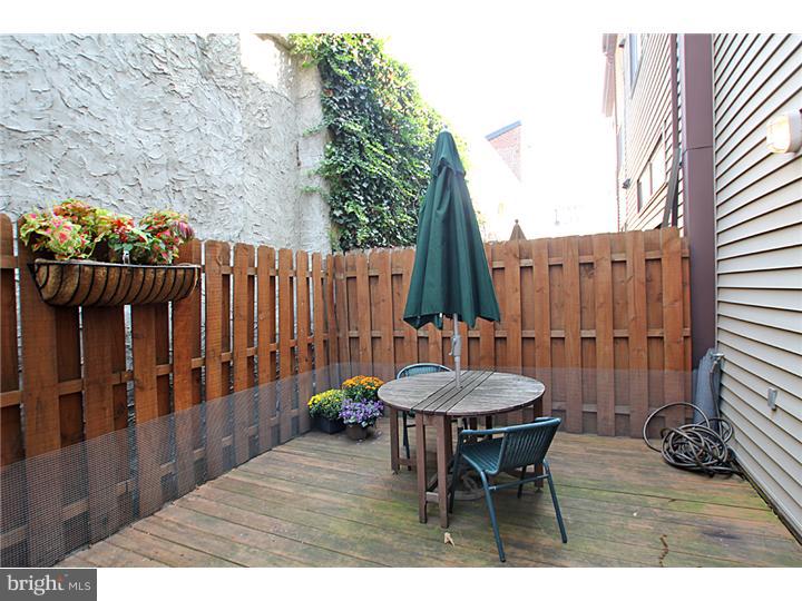 411 Brown Street, Unit R Philadelphia, PA 19123 - Photo 17 of 17