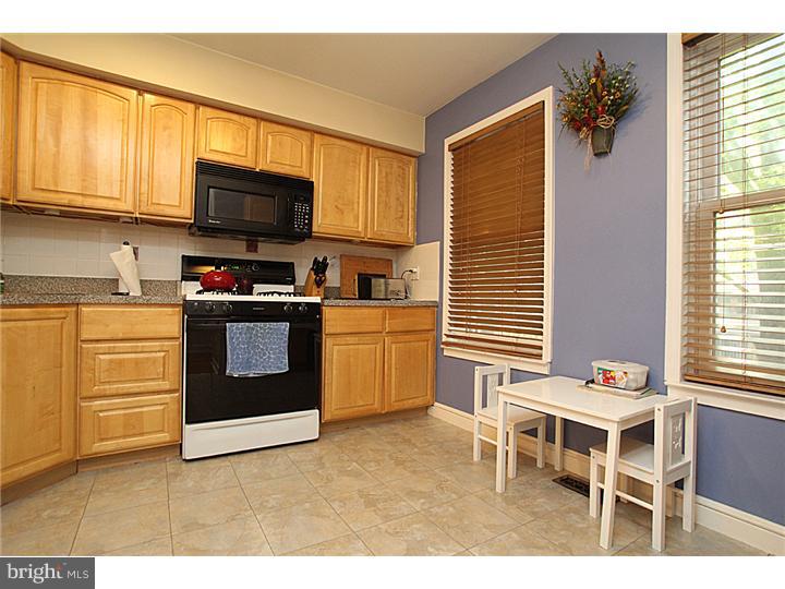 411 Brown Street, Unit R Philadelphia, PA 19123 - Photo 7 of 17