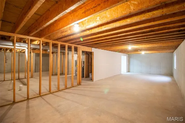 $339,900 | 6 Steele Drive, Granite City, IL 62040