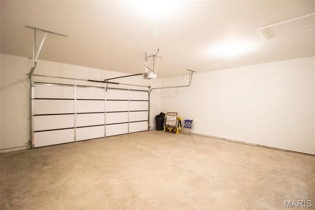 $339,900 | 6 Steele Drive, Granite City, IL 62040