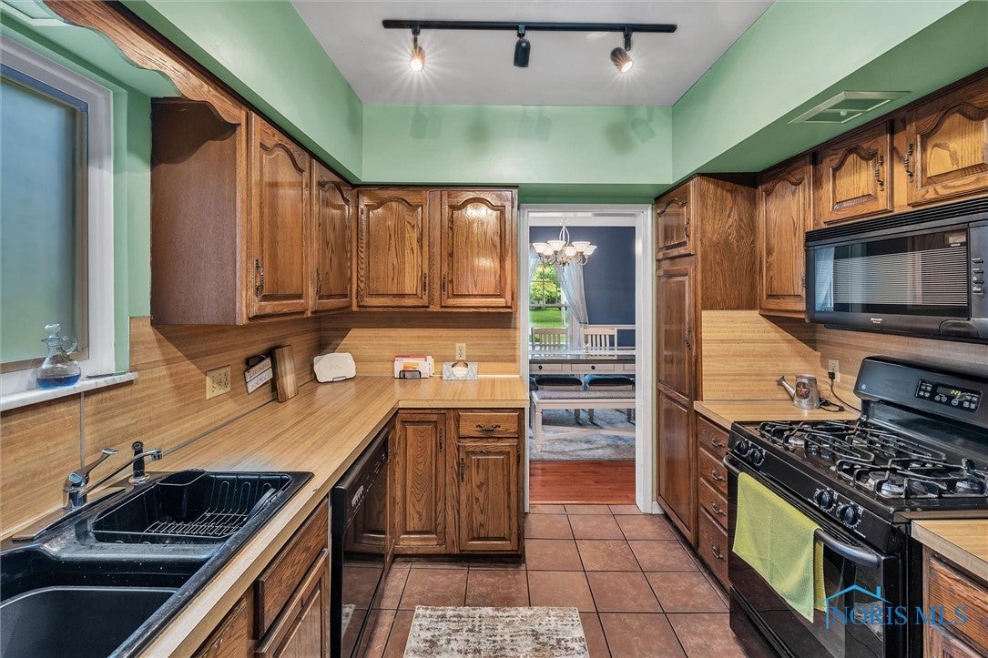 4211 Templar Road Toledo, OH 43613 - Photo 17 of 50 Gallery Image 17