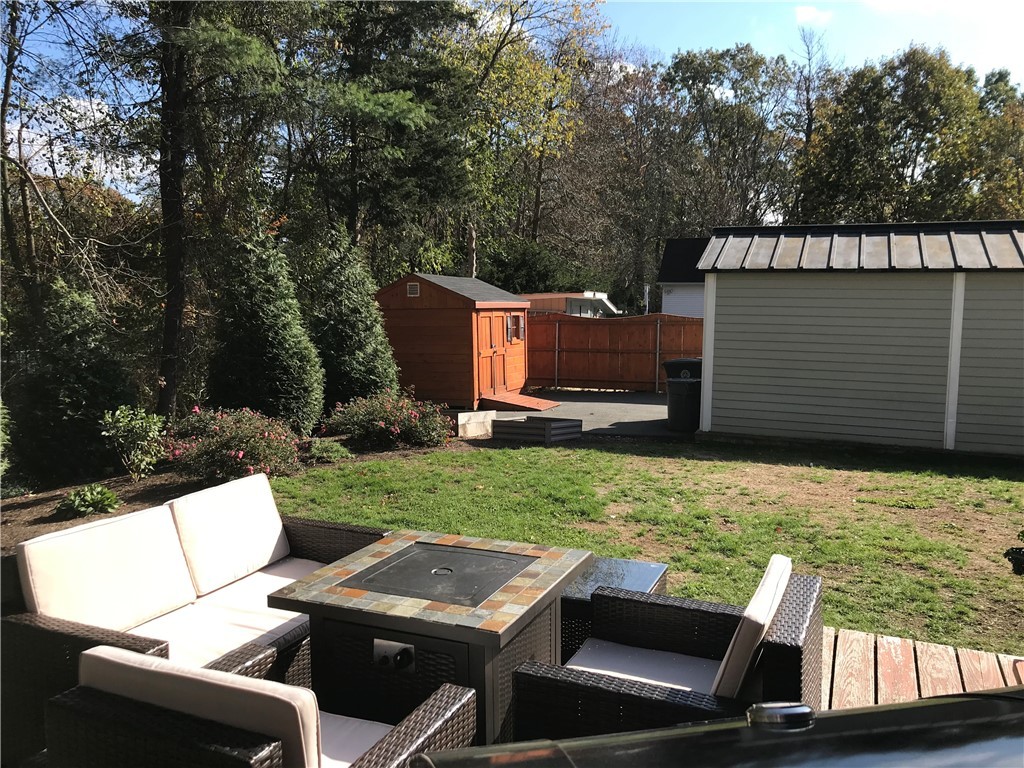 521 Knotty Oak Road Coventry, RI 02816 - Photo 25 of 30