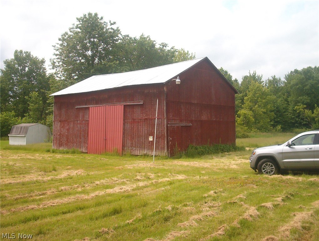 5188 Palmyra Road Warren, OH 44481 - Photo 3 of 21
