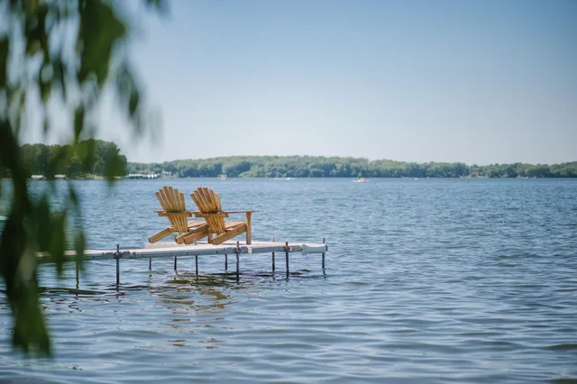 $432,785 | 215 HUNTINGTON Drive, Waconia, MN 55387