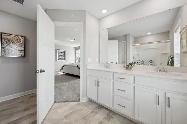 $432,785 | 215 HUNTINGTON Drive, Waconia, MN 55387